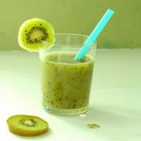 grüner Kiwi-Smoothie