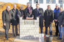 Lehmanns: Neue Großküche für Schulcaterer Grundsteinlegung bei Lehmanns