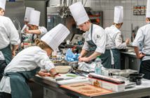 Köche trainieren für WM-Teilnahme Training des Junior Teams in der Degustationsküche von Transgourmet in Riedstadt.