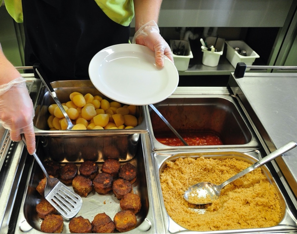 Rebional_Münsterlandschule Tilbeck Kinderessen ist lecker und gesund 2