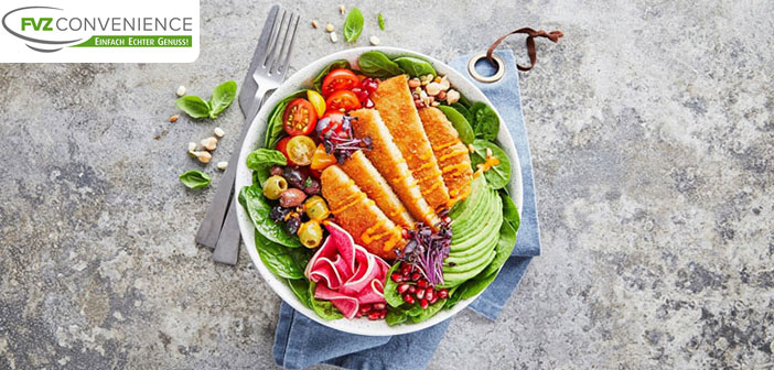Grüne Bowl mit veganem Lieblingsschnitzel
