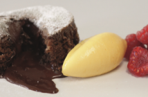 SCHOKOLADENKUCHEN MIT FLÜSSIGEM KERN